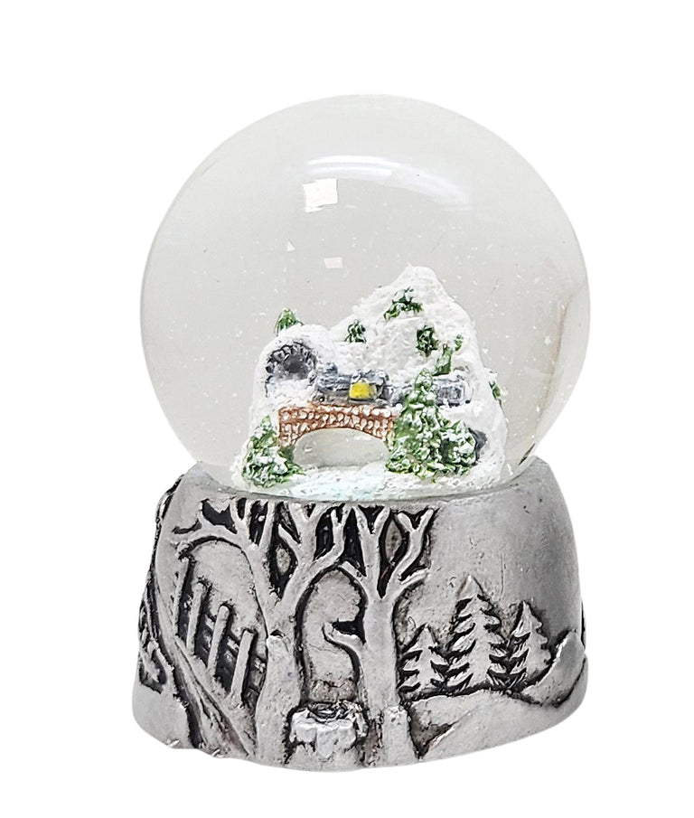 Dekopaket - Nostalgie Schneekugel Zinnsockel mit 4 Schneekugeln in mehreren Größen