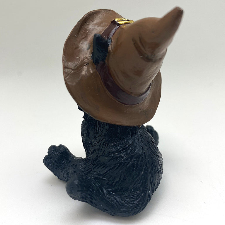 Hexen-Katzen Figur "sitzend mit braunen Hut" - 55 x 75 mm - Schneekugelhaus