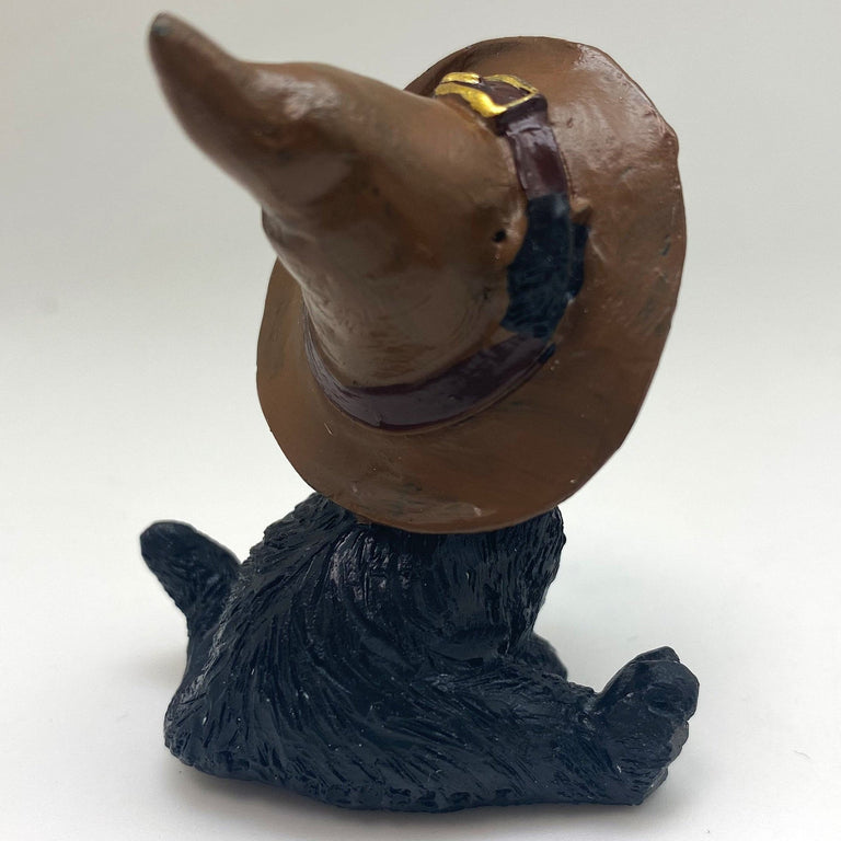 Hexen-Katzen Figur "sitzend mit braunen Hut" - 55 x 75 mm - Schneekugelhaus