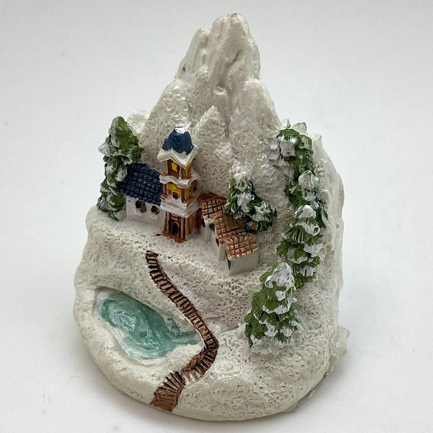 Innenmodell "Berg-Dorf" - 50 x 65 mm - Schneekugelhaus