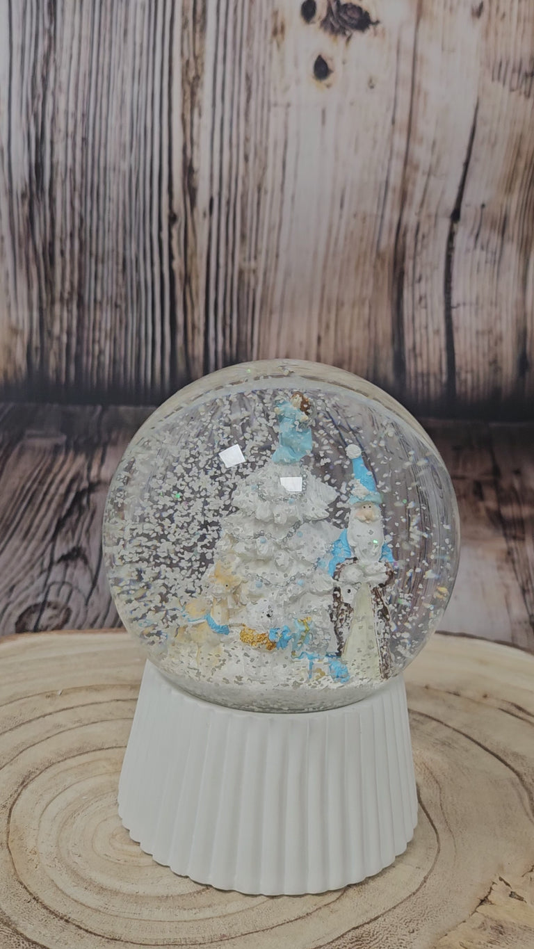 Schneekugel Weihnachtsmann mit Spieluhr, blau silber  auf weiß geriffelt - 120 mm Durchmesser